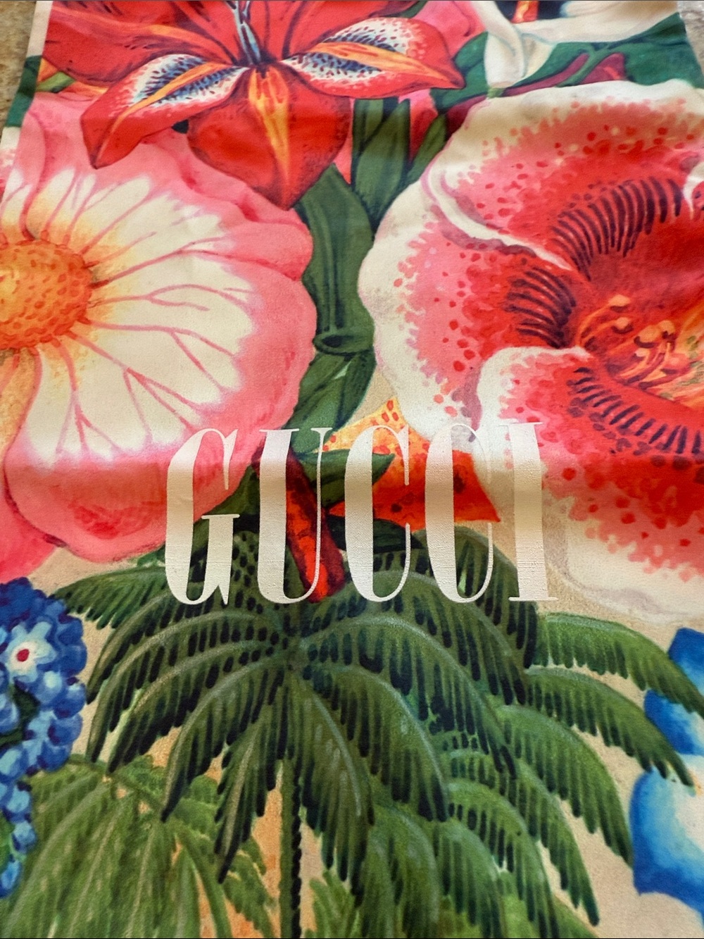 GUCCI FLORAL DUST BAGS IN RED, PINK, BLUE &GREEN, NO SHOES - Picture 3 of 5